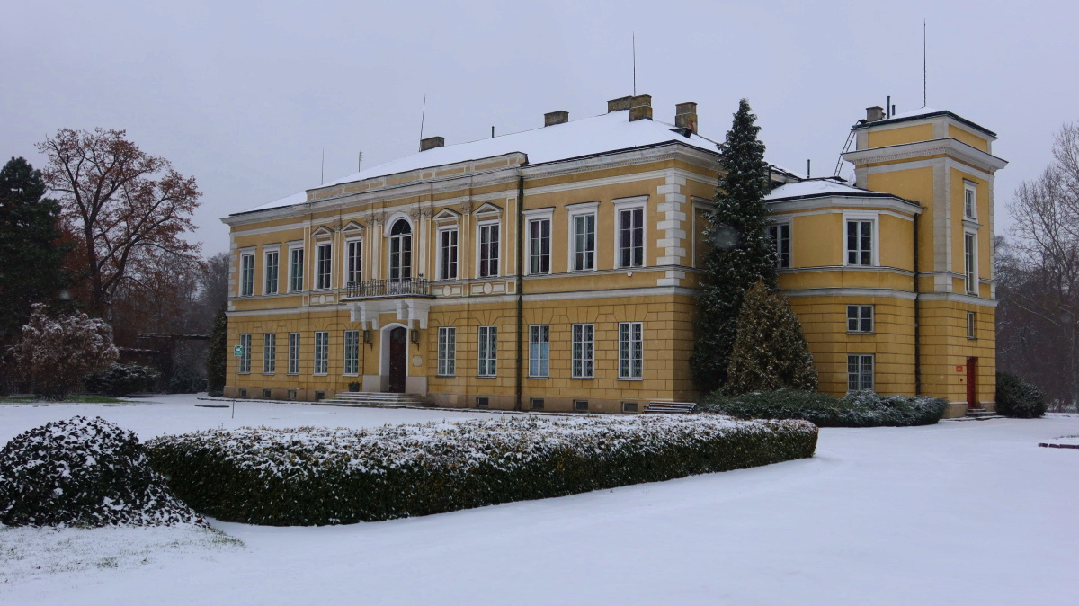 pałac prymasowski, Skierniewice