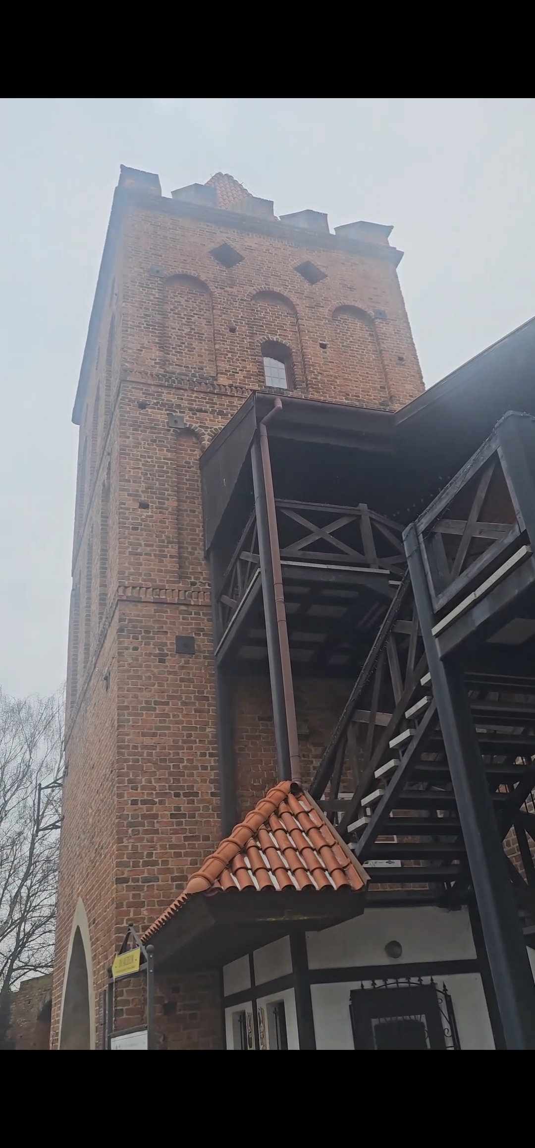 Brama Wrocławska w. Oleśnicy